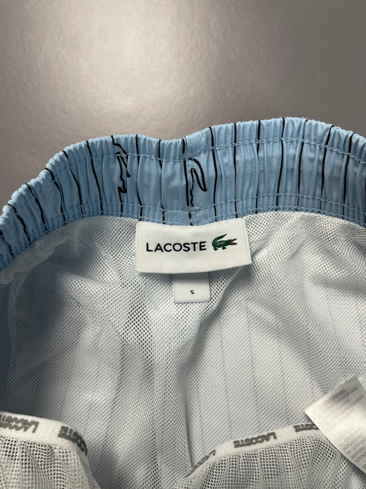Lacoste “Lines” Шорц &mdash; Слика 3 од 4