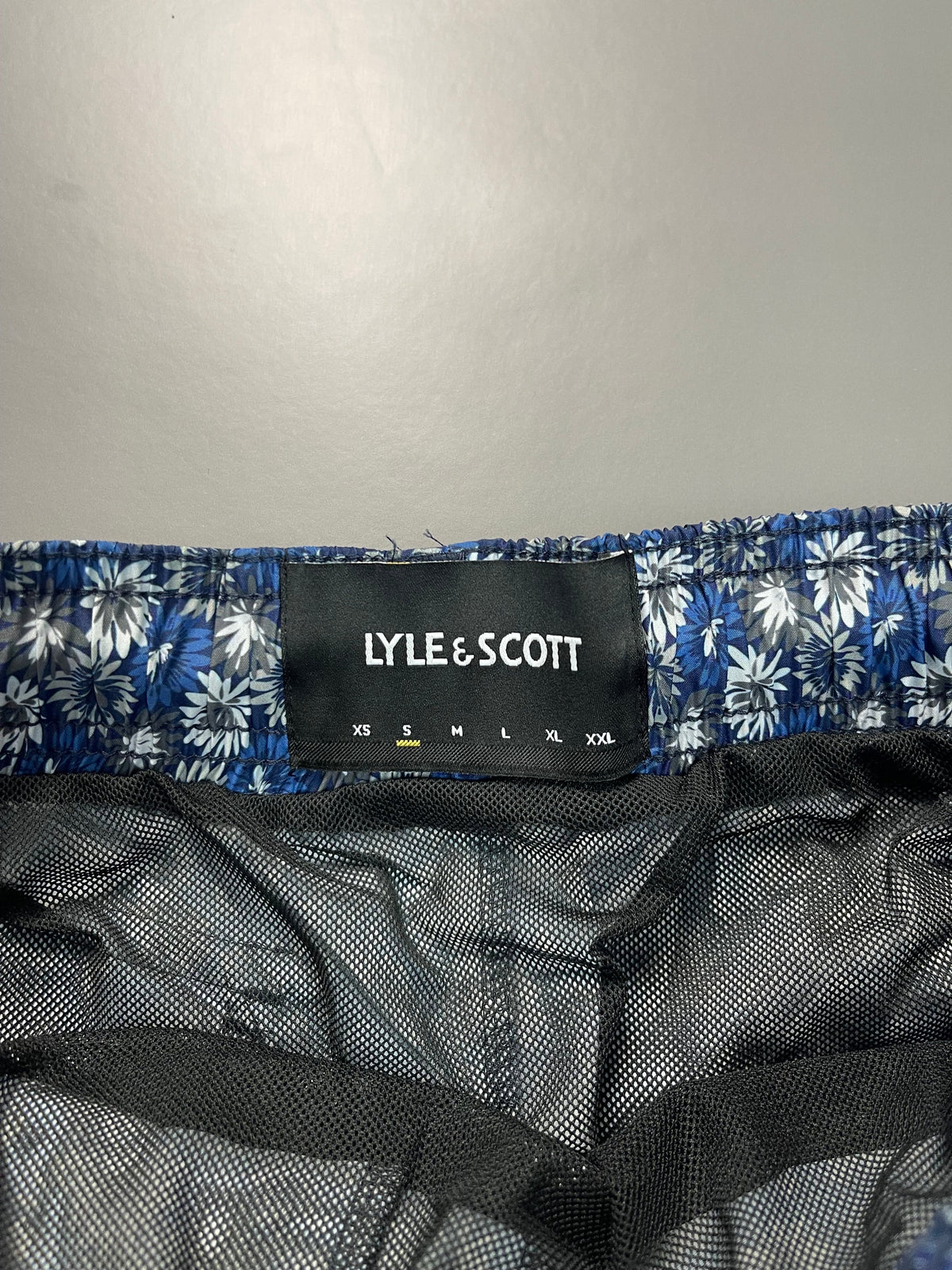 Lyle & Scott Шорц &mdash; Слика 3 од 3