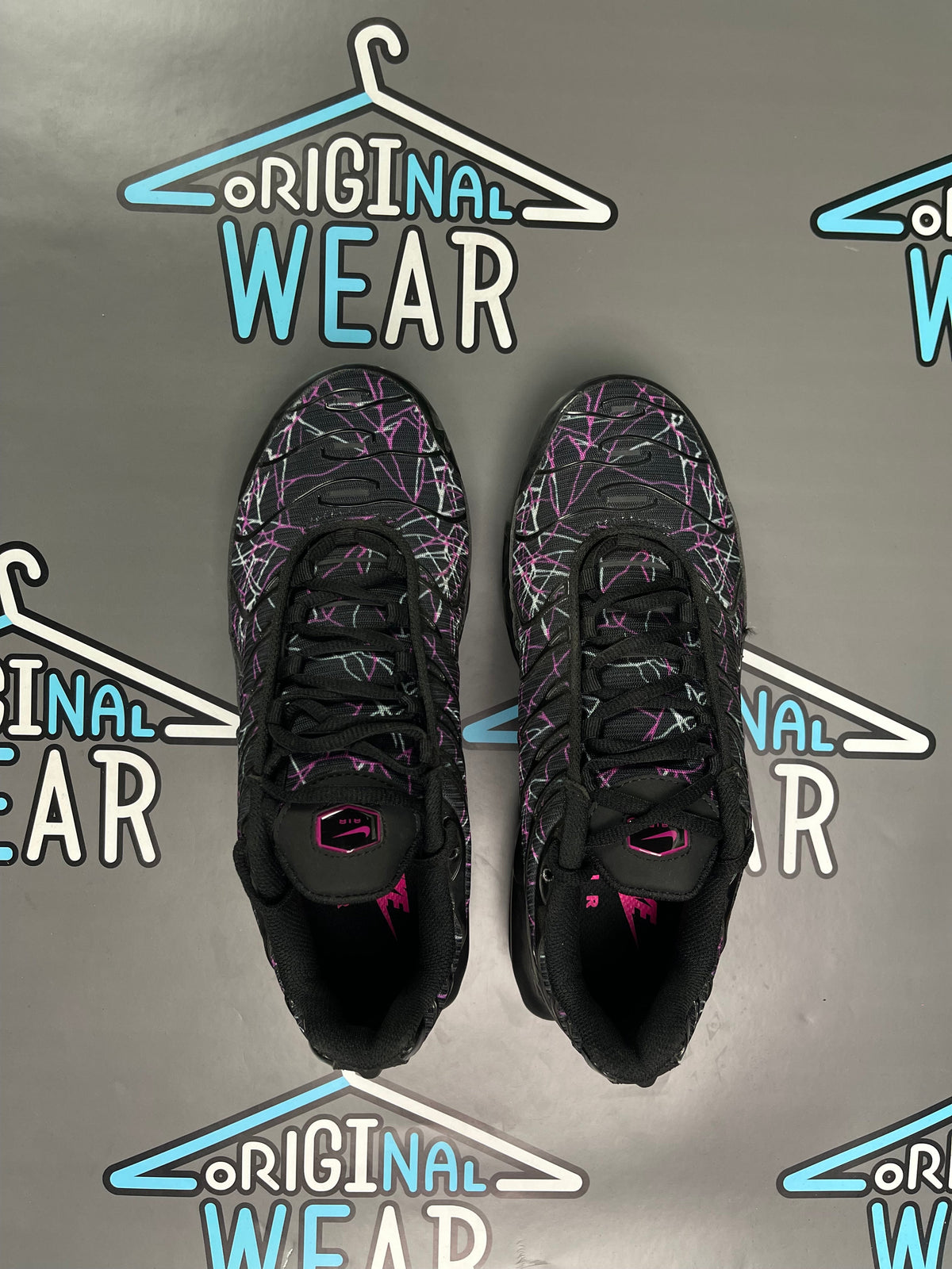 Nike AirMax TN “Shattered Glass” Патики &mdash; Слика 2 од 5