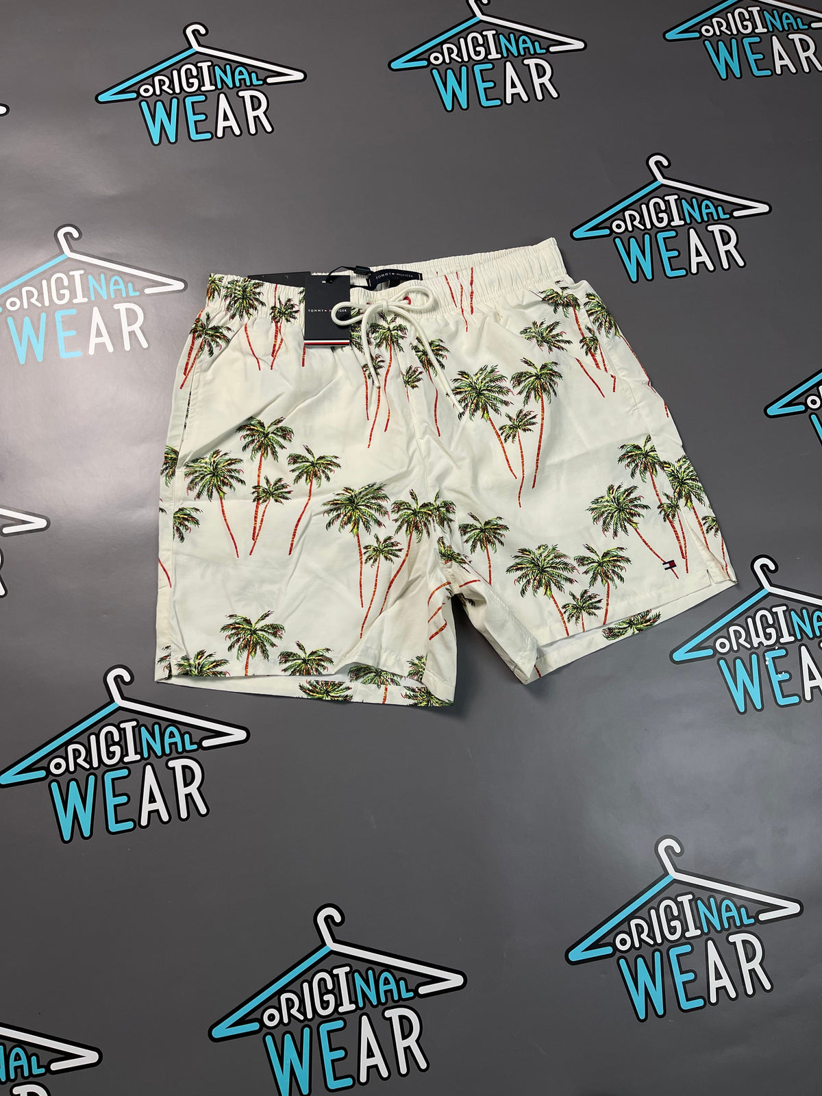 Tommy Hilfiger „Tropical“ шорц &mdash; Слика 2 од 4