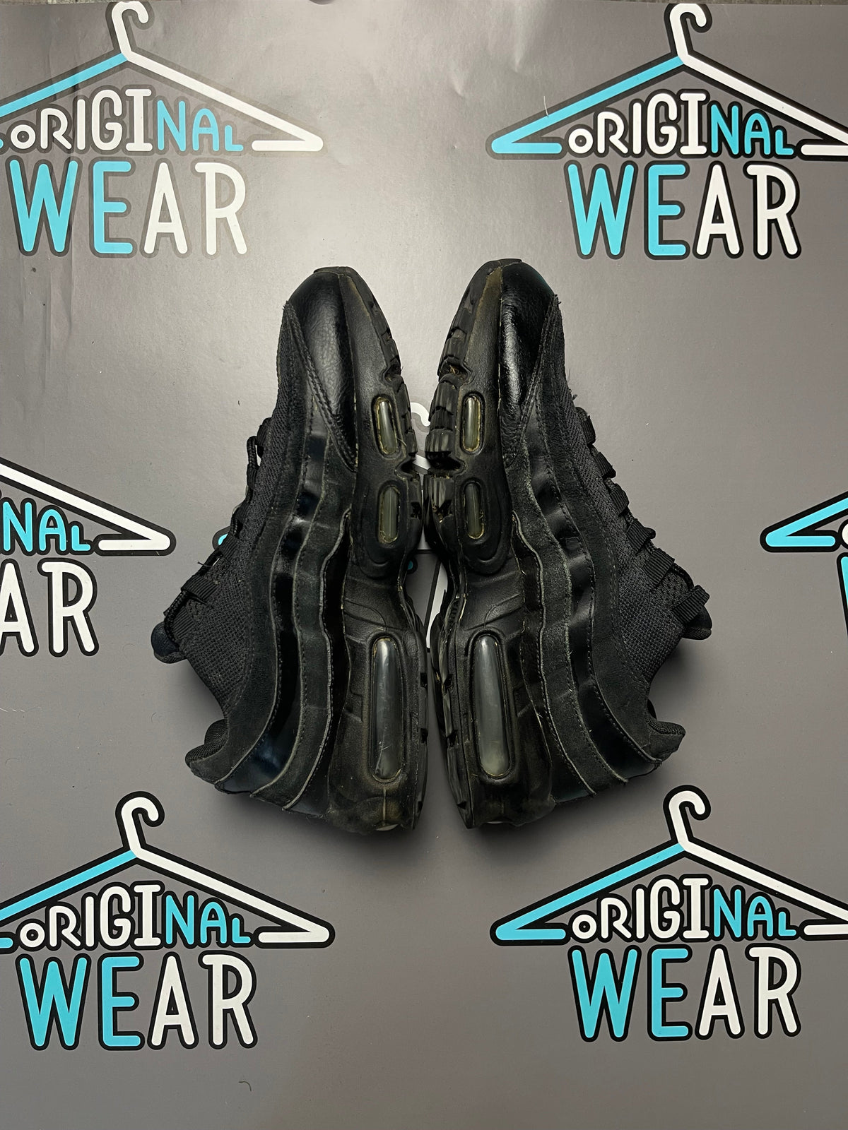 Nike AirMax 95 “Full Black” &mdash; Слика 2 од 6
