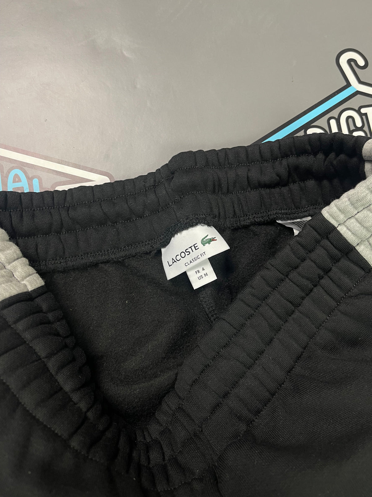 Lacoste тренерка &mdash; Слика 3 од 4