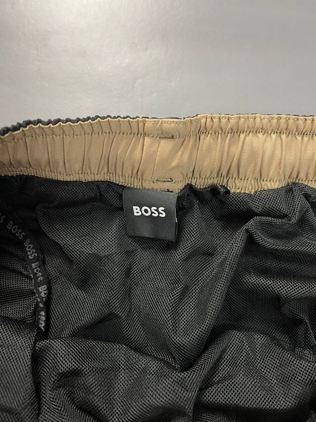 Boss Шорц &mdash; Слика 4 од 5