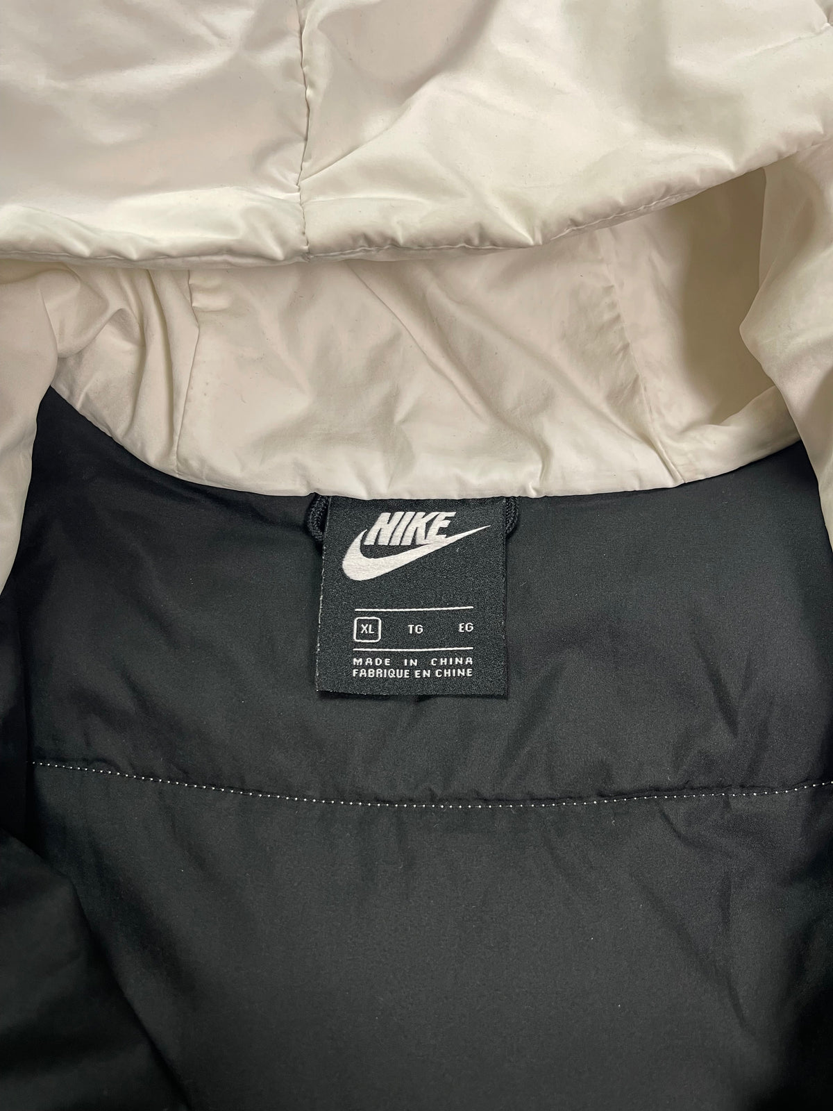 Nike DownFill Јакна &mdash; Слика 3 од 4