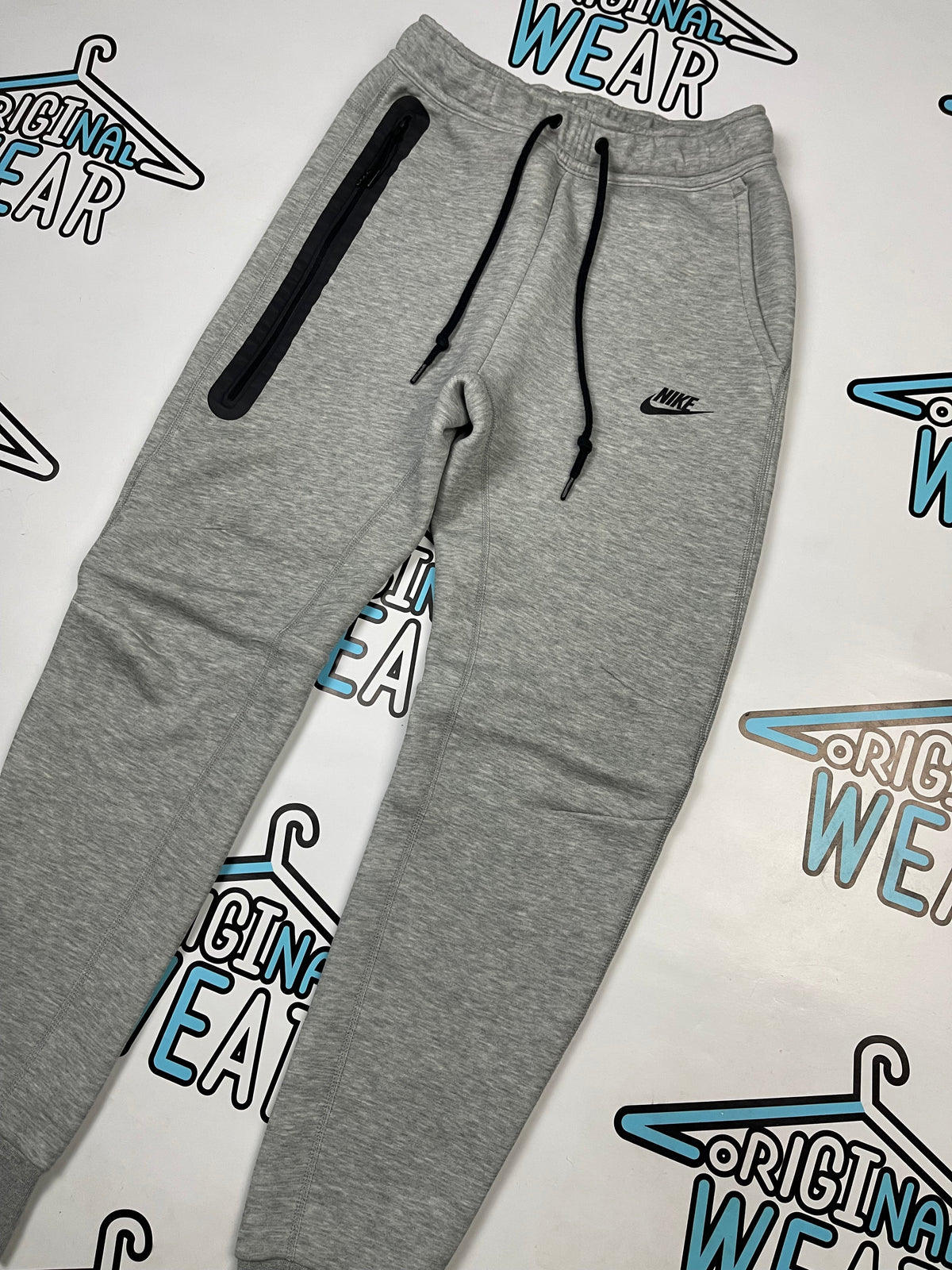 Nike Tech Fleece 2024 Тренерка &mdash; Слика 2 од 4