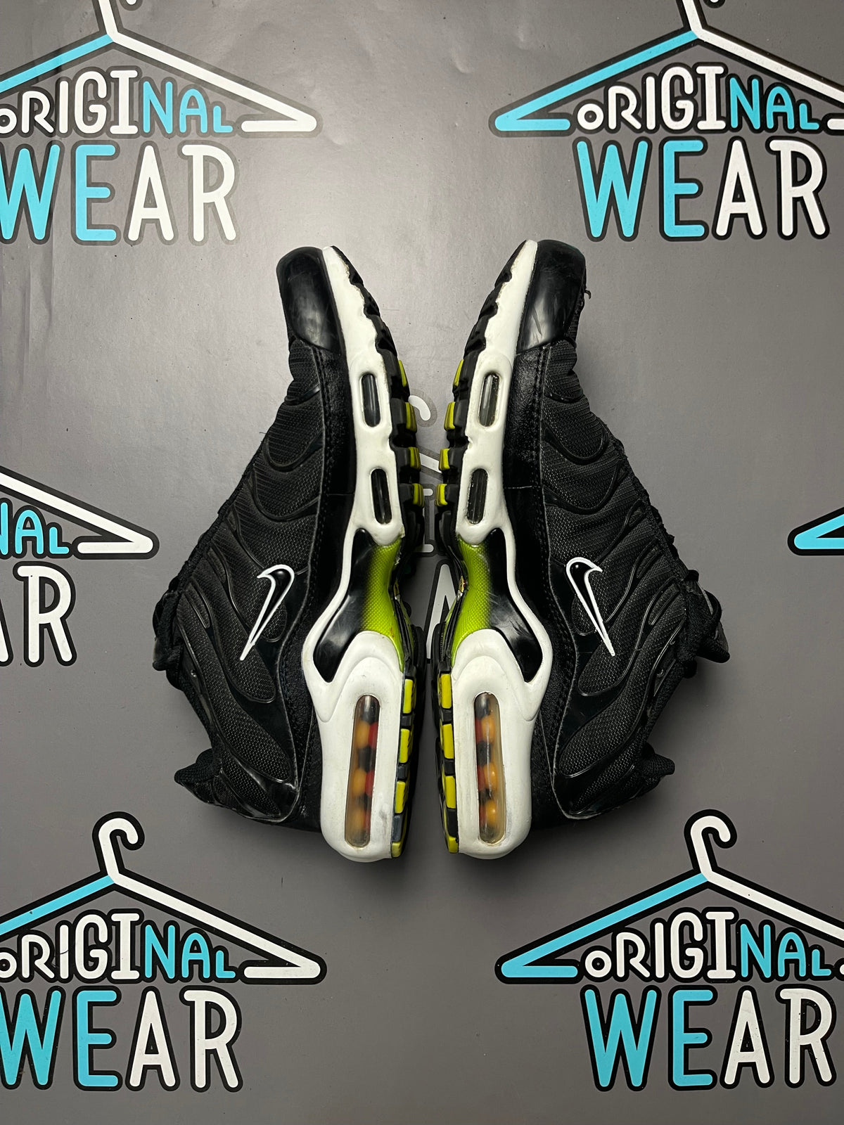 Nike Air Max TN Plus “Black/Volt” &mdash; Слика 3 од 6