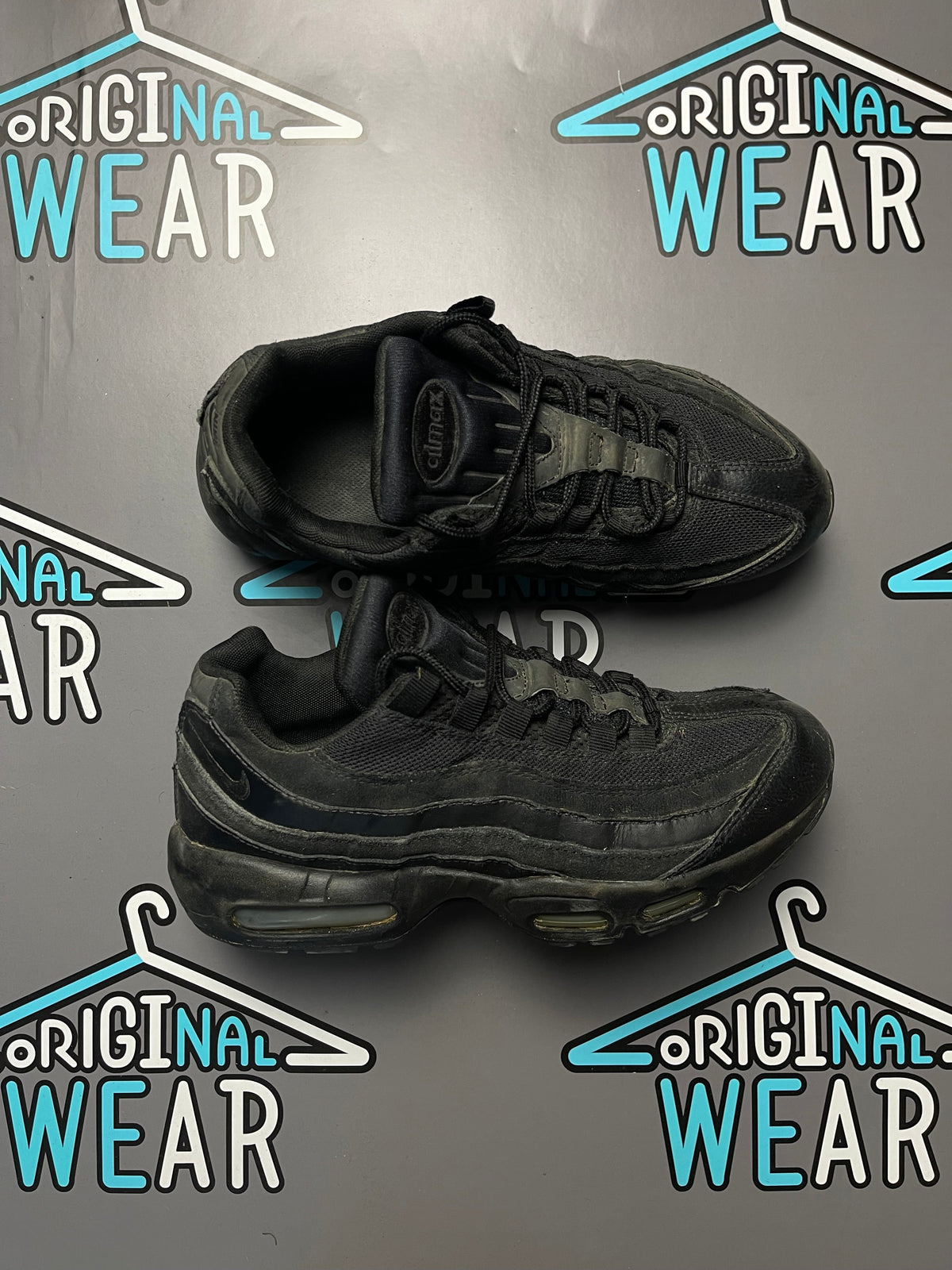 Nike AirMax 95 “Full Black” &mdash; Слика 1 од 6