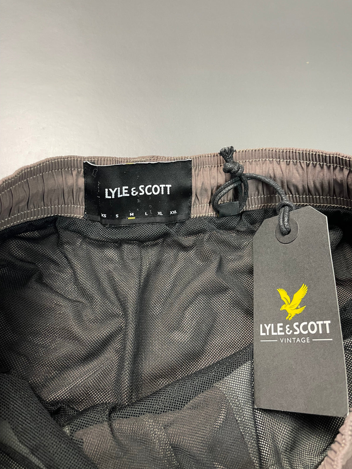 Lyle & Scott Шорц &mdash; Слика 3 од 5