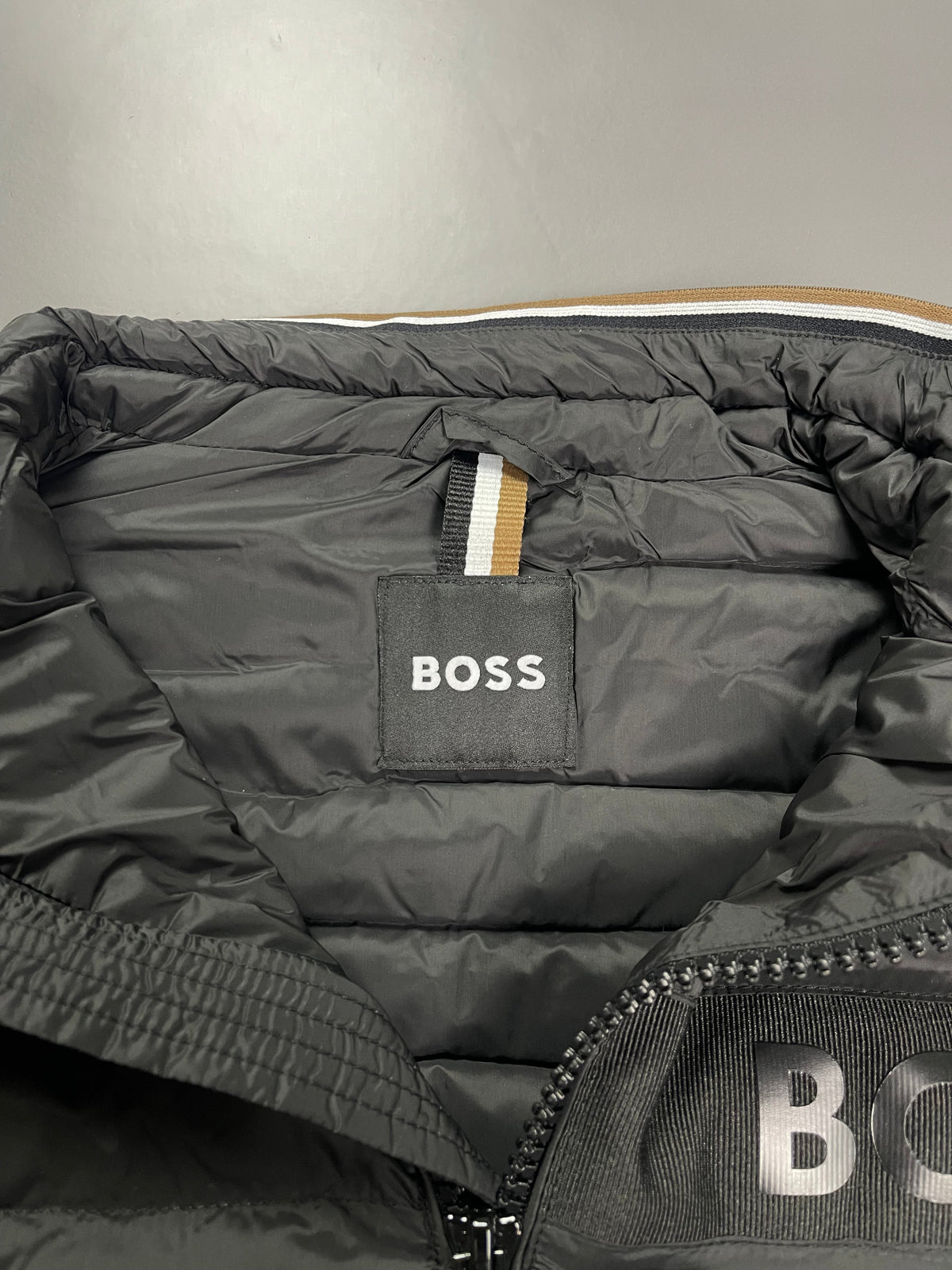 Boss Прслук &mdash; Слика 3 од 3