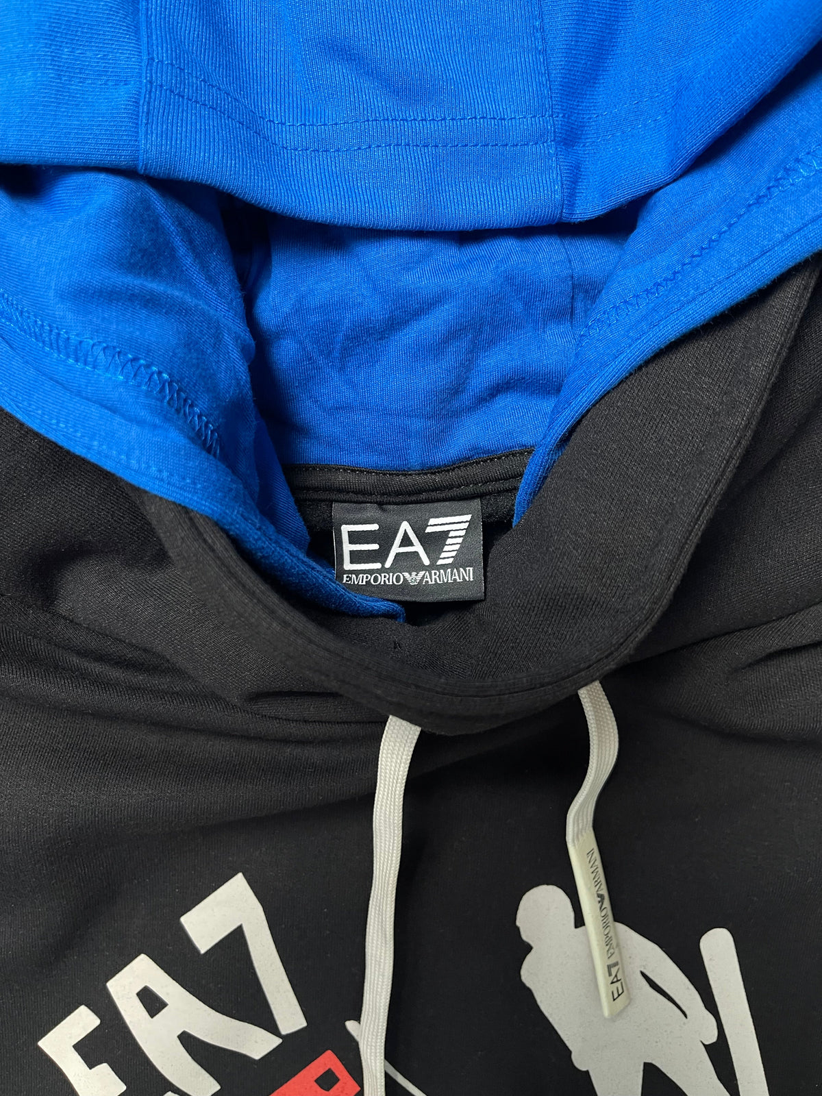 EA7 Дукс &mdash; Слика 3 од 4