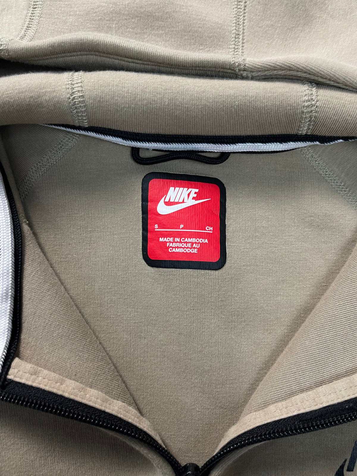 Nike Tech Fleece дукс &mdash; Слика 3 од 4