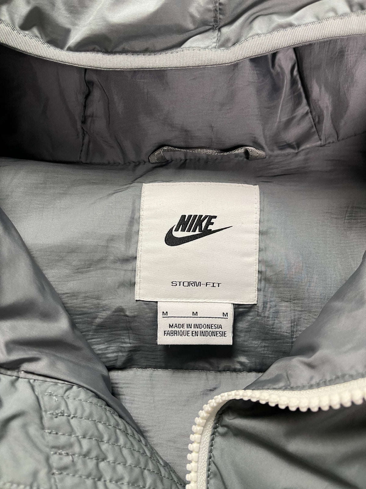 Nike Јакна &mdash; Слика 3 од 4