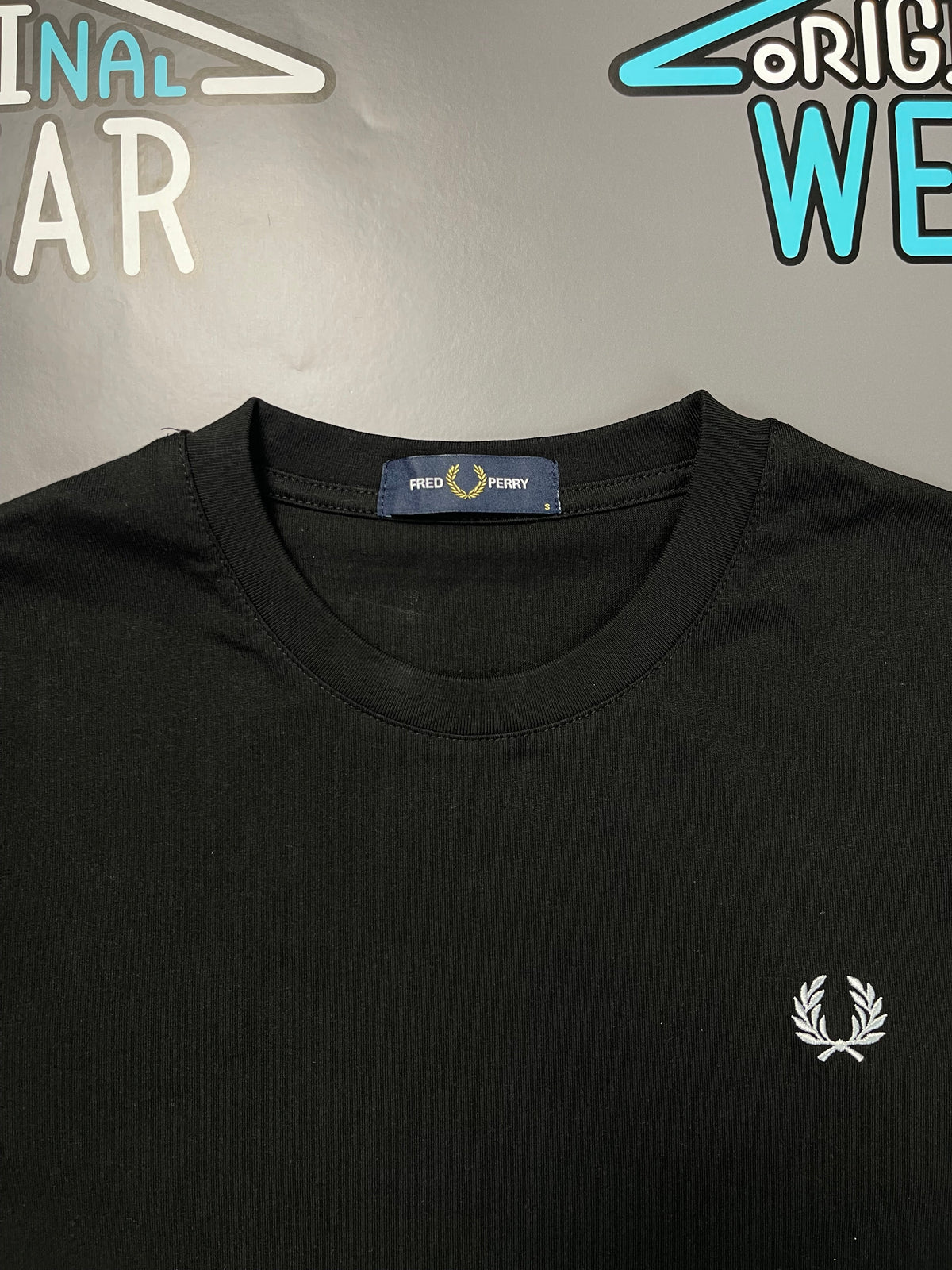 Fred Perry “Crown” Маица &mdash; Слика 2 од 4
