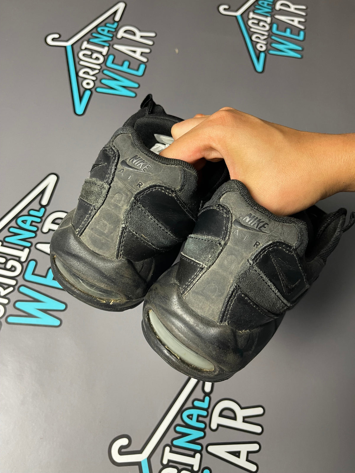 Nike AirMax 95 “Full Black” &mdash; Слика 4 од 6