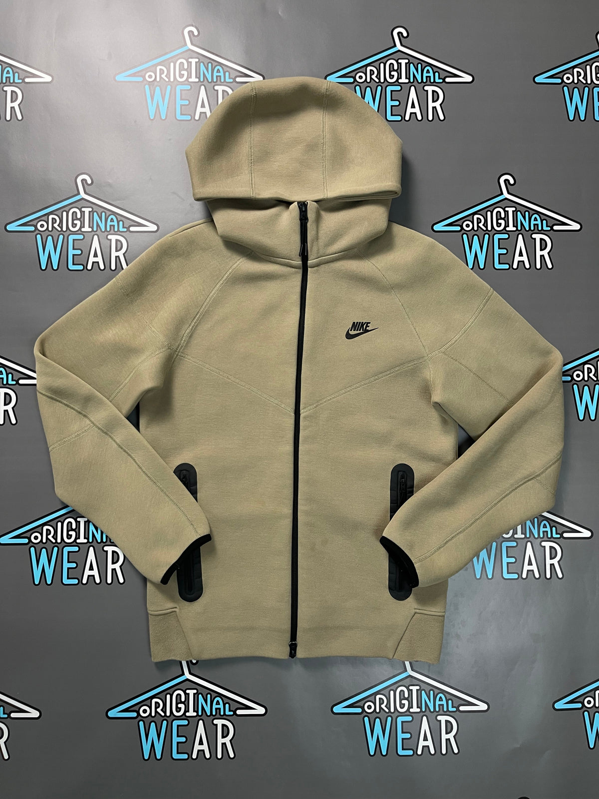 Nike Tech Fleece дукс &mdash; Слика 1 од 4