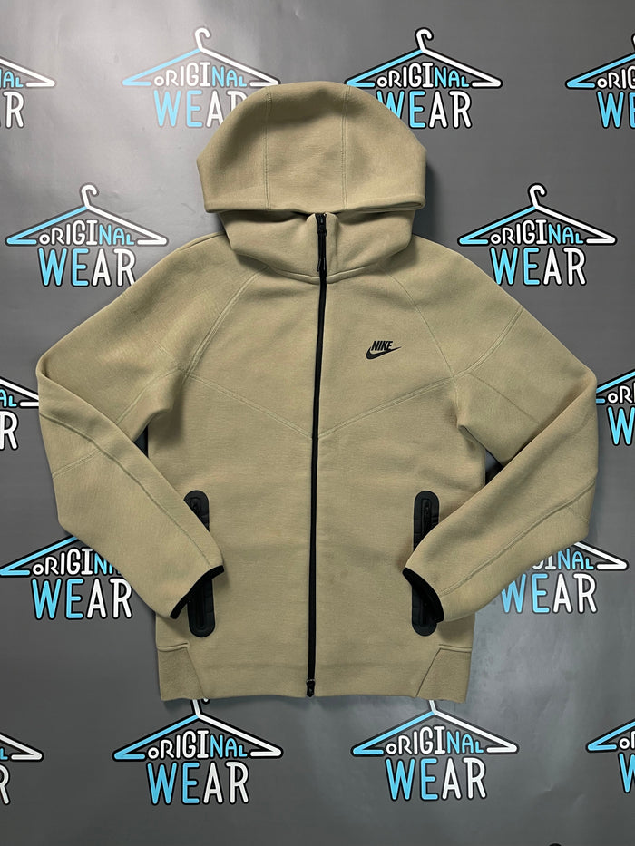 Nike Tech Fleece дукс