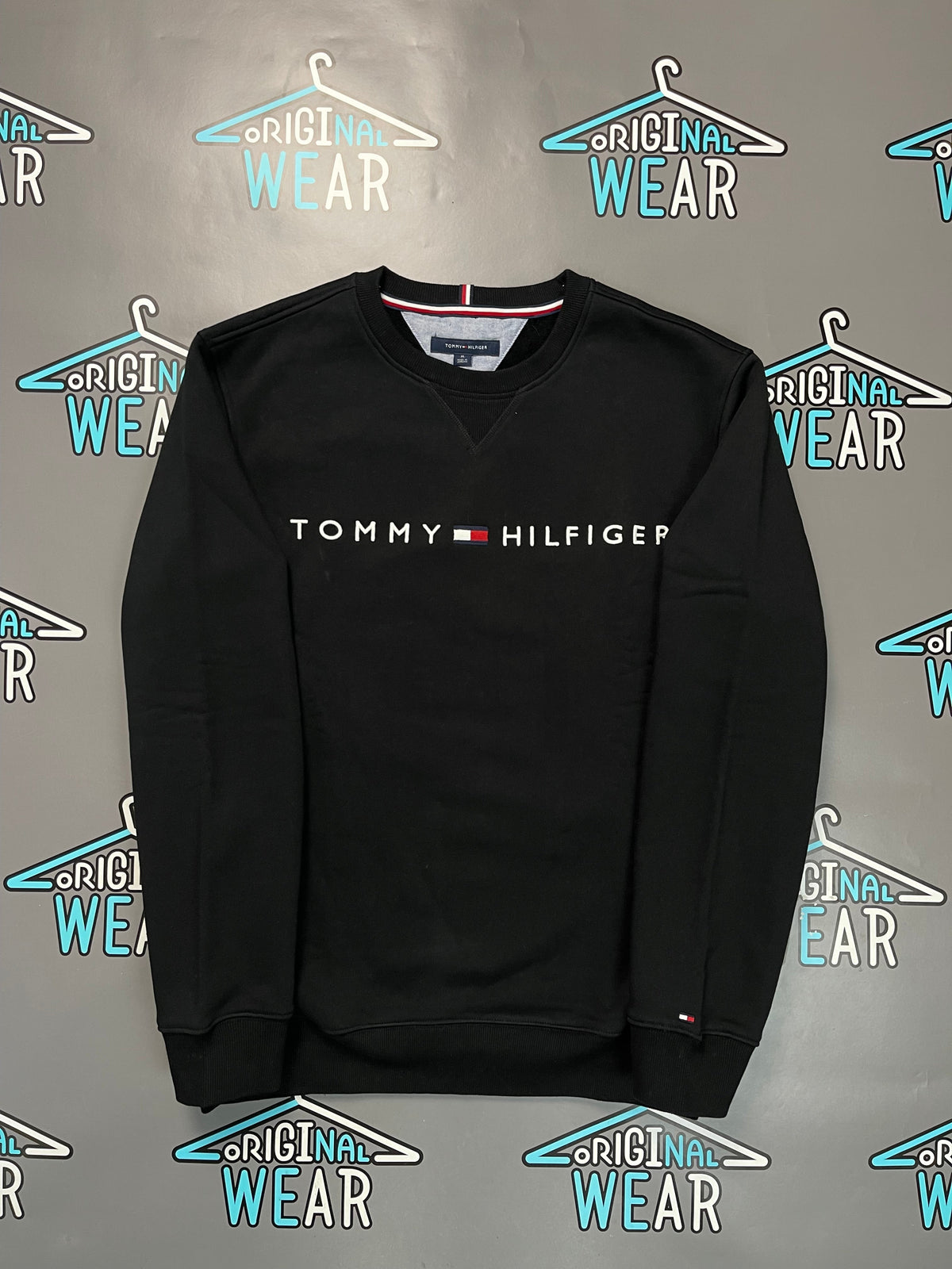 Tommy Hilfiger Дукс &mdash; Слика 1 од 4